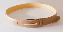 画像をギャラリービューアに読み込む, CORDOVAN BELT(ナチュラル)の全体像