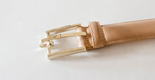 画像をギャラリービューアに読み込む, CORDOVAN BELT(ナチュラル)のバックル(表)