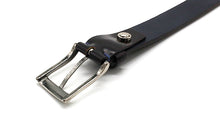 画像をギャラリービューアに読み込む, attire ITALIAN ADVAN LEATHER(ダークブラウン)のバックル(裏)
